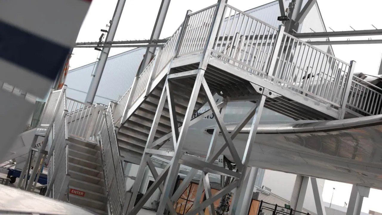 PATHWAY® HD Multi-Story Stairs